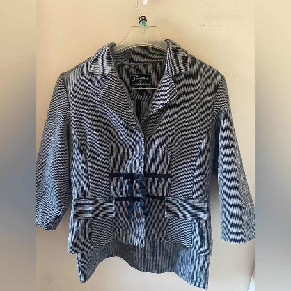 2 piece skirt suit